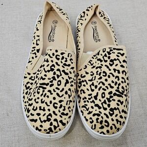 Freedom Fit Zone Womens Slip On Shoes Leopard Print Comfort Size 7M New‎